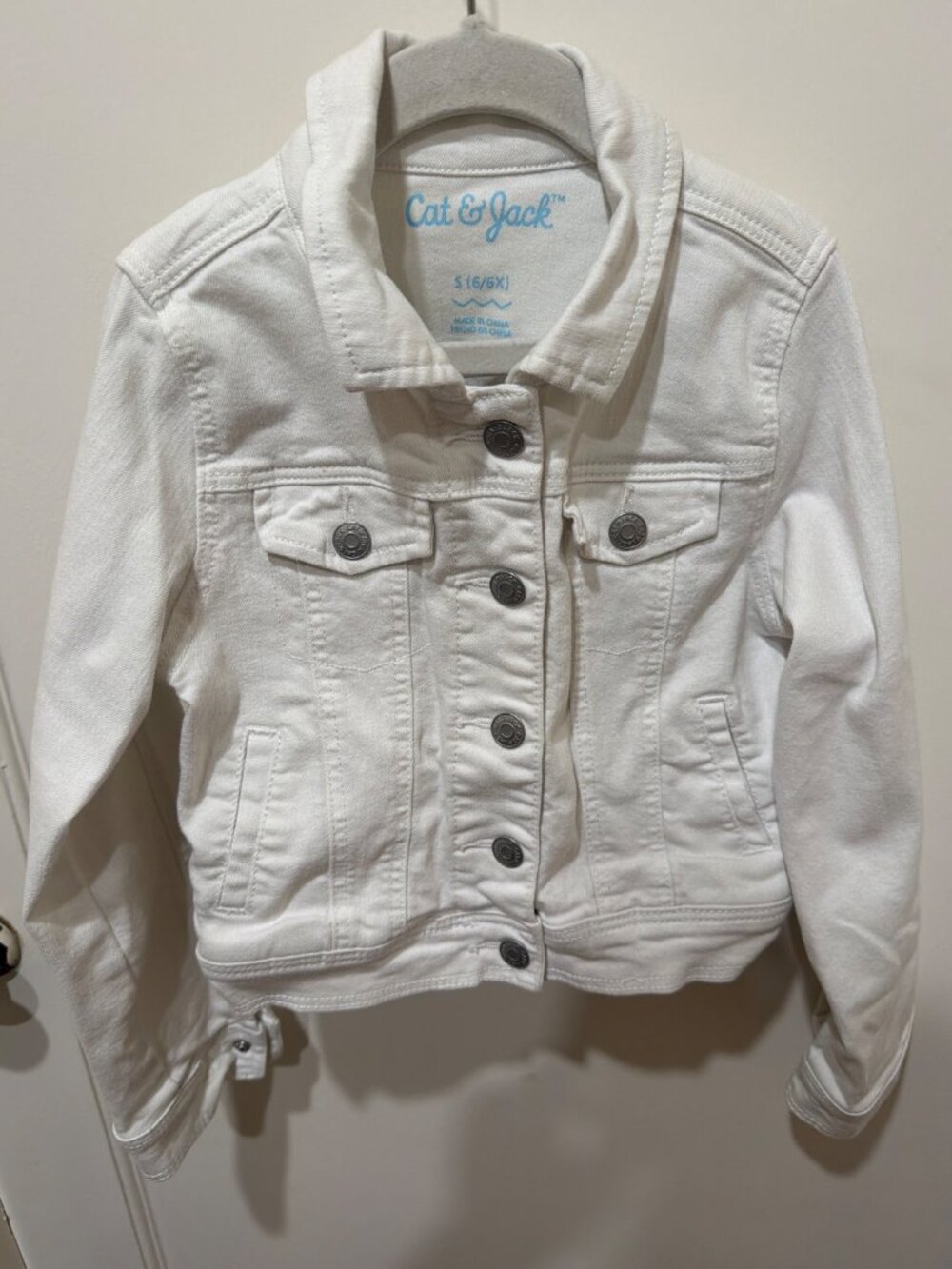 Cat & Jack Girls' White Denim Jacket Size S (6/6X)